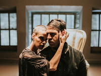 Την Παρασκευή 17/12 ξεκινά παραστάσεις σ...