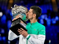 Ο «βασιλιάς» Τζόκοβιτς και το... κυνήγι ...