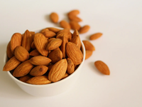 Γιατί δεν πρέπει να τρώτε αμύγδαλα πριν ...