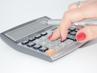 ΔΥΠΑ: Με εισοδηματικά κριτήρια η καταβο...