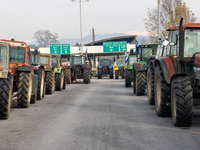 Αγρότες: Κλείνουν παρακαμπήριες σήμερα κ...