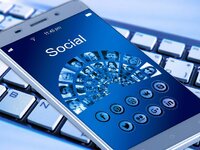 Δείτε αν διέρρευσαν προσωπικά σας στοιχε...