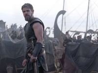 Χαμός με τη «μαύρη Ωραία Ελένη»: Ο Μασκ ...