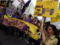 Πορτογαλία: Στους δρόμους χιλιάδες διαδη...