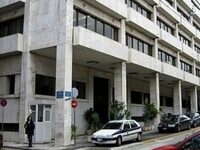 Στην Ψυχιατρική του Ρίου Πατρινός που εν...