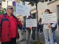 Πάτρα: Στα "κάγκελα" πρώην εργ...