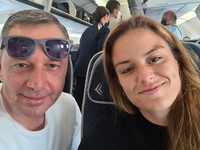 Μαζί με την Σάκκαρη ο Αντώνης Καραθανάσης
