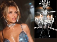 Έκθεση Swarovski, Λος Αντζελες: Το κορίτ...