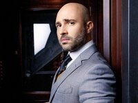 O Κωνσταντίνος Μπογδάνος στηρίζει Λατινο...