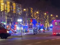 Μακελειό στη Γερμανία: Αυτοκίνητο έπεσε ...