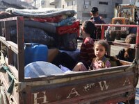 Σε κλίμα δυσπιστίας οι κάτοικοι στη Γάζα...