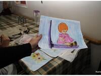 Ζωγραφίζουν, πονούν, παίρνουν φροντίδα, ...