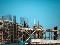 Ακριβό μου ακίνητο - Στα ύψη τα υλικά τω...