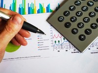 Κατώτατος μισθός: Τι κερδίζουν εργαζόμεν...