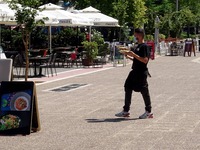 Ανεμβολίαστοι εργαζόμενοι σε εστίαση-του...