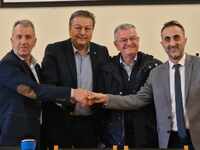 Πάτρα: Συνεργασία Λουλούδη- Κουνάβη- Βασ...