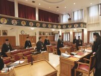 Ο κορωνοϊός στην Διαρκή Ιερά Σύνοδο - Πλ...