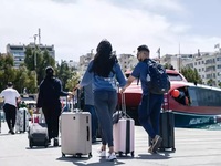 Εκλογές 2023: Φεύγουν για να ψηφίσουν - ...