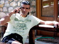 Ξυλοκόπησε 64χρονο μέχρι θανάτου σε βάφτιση