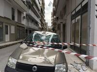 Πάτρα: Πτώση τσιμέντων από μπαλκόνι στην...