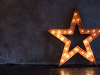 Ζώδια και celebrities: Με ποιον διάσημο ...