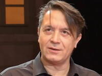 Γιάννης Κότσιρας: «Με έχουν μπερδέψει με...