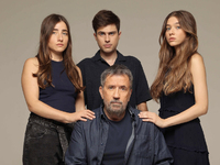 "Κάνε ότι κοιμάσαι": Ποιος γλι...