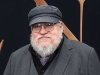 Ο συγγραφέας του «Game of Thrones» θα συ...