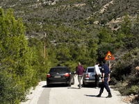 Λουτράκι: Για έναν σπασμένο καθρέφτη το ...