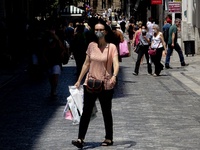 Κορωνοϊός: Πώς θα είναι η ζωή από το φθι...