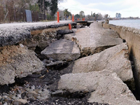 Σε λίγο δεν θα υπάρχει παραλιακή οδός στ...