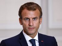 Αναθεωρούν τους κανόνες για τους μετανάσ...