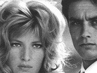 Σε λαϊκό προσκύνημα η σορός της Ιταλίδας...