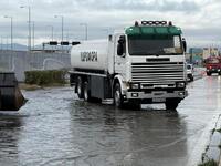 Πλημμύρισε πάλι η Ακτή Δυμαίων- Κλειστή ...