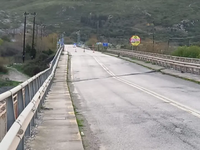 Γέφυρα Ευήνου: Αγωνία και οργή για την α...