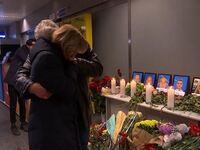 Θρήνος! Τελετή για αυτούς που χάθηκαν στ...