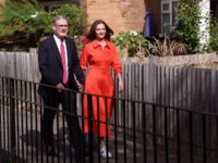 Κιρ Στάρμερ: Ποιος είναι ο 61χρονος νέος...