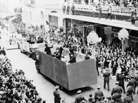 Κέρινα αυγά, κομφετί και σοκολάτες - Πότ...