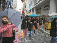 Εκρηκτικό μείγμα ιών έπειτα από δύο χρόν...