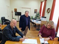 Δώρο ζωής η προσφορά απινιδωτών στο Δήμο...