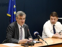 Κορωνοϊός: 387 τα κρούσματα - 35 τα νέα ...