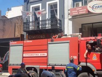 Πάτρα: Πήραν φωτιά σκουπίδια σε στέγη τη...