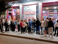 Εγχώριο κινηματογραφικό box office: Πρωτ...