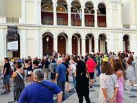 Πάτρα: Πορεία πολιτών που διαφωνούν με τ...