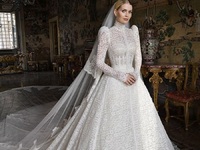 Κίτι Σπένσερ: Mόλις παντρεύτηκε με παραδ...