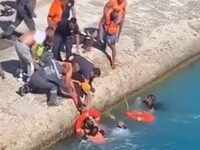 Τήνος: Γυναίκα έπεσε στη θάλασσα ενώ επι...