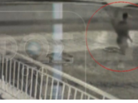 Παλαιό Φάληρο: Νέα βίντεο του "βιασ...