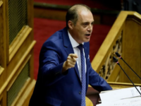 Βελόπουλος: ΝΔ, ΣΥΡΙΖΑ και ΠΑΣΟΚ, μετέτρ...