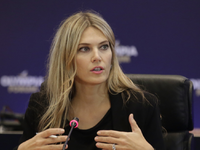 Εύα Καϊλή: Καθαιρέθηκε από την αντιπροεδ...