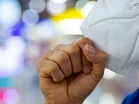 Τσιόδρας για την χρήση μάσκας: «Δεν υπάρ...